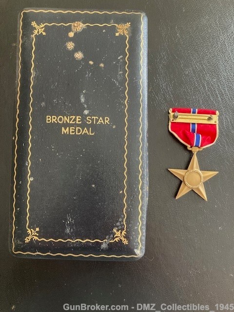 WWII WW2 US Bronze Star Medal with Case-img-1