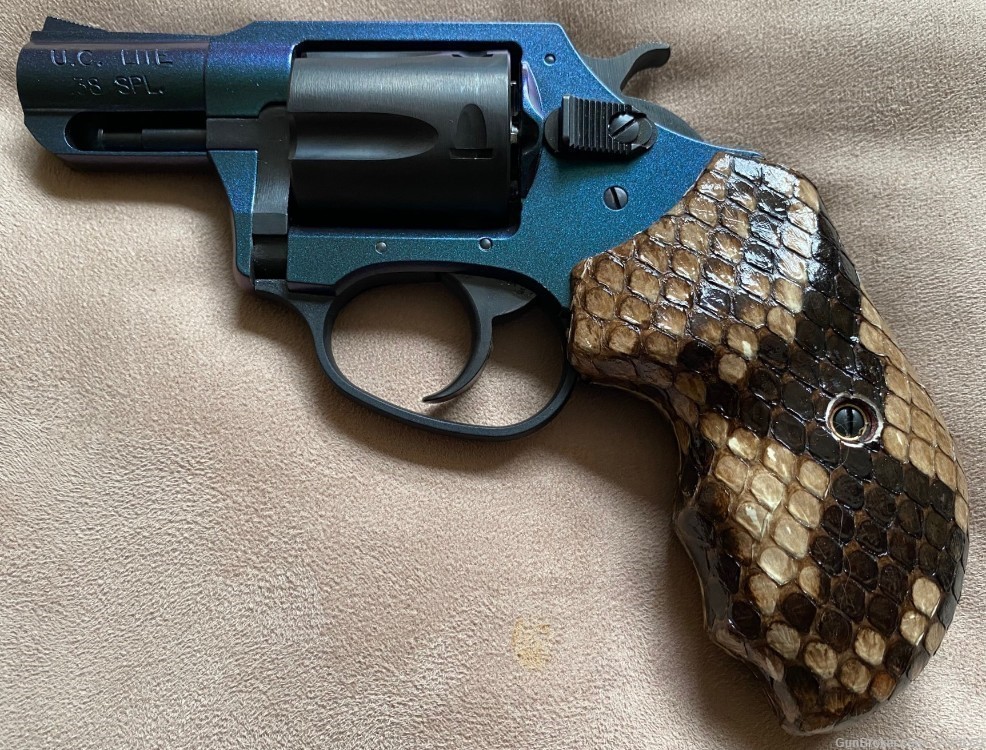 Genuine Python Skin Grips for Charter Arms .38 Special Revolver GRIPS ONLY-img-1