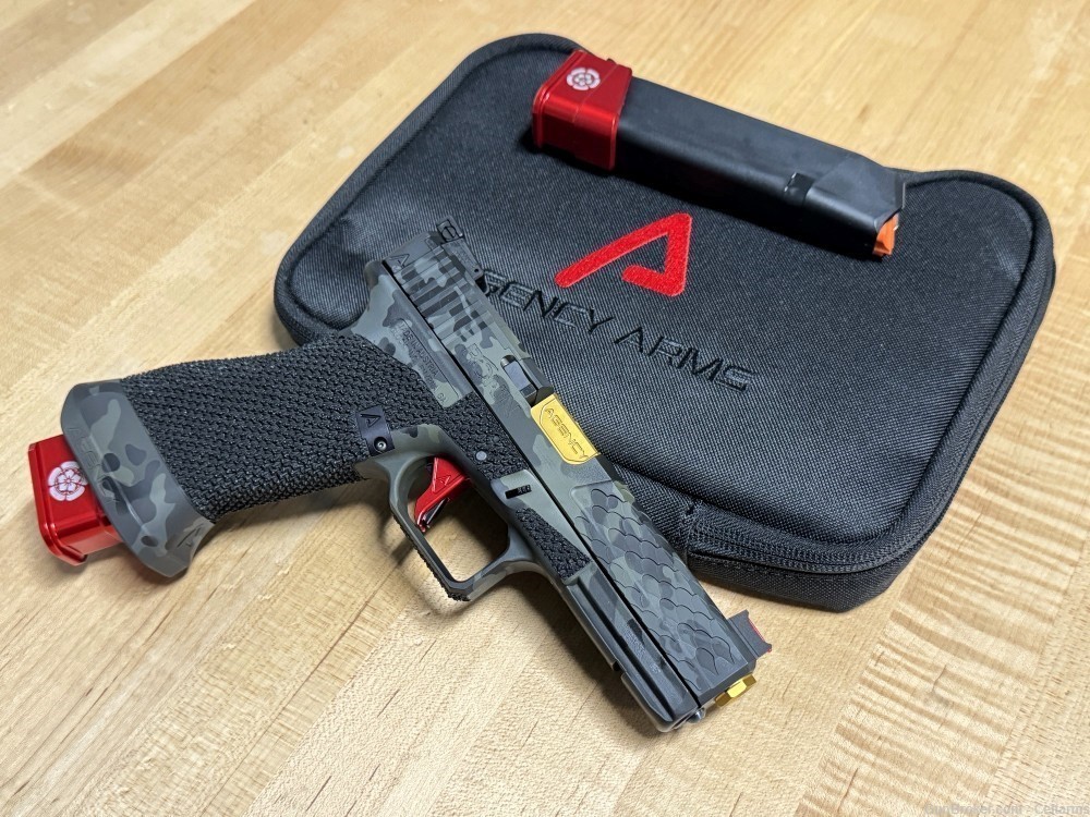 Agency Arms Ronin Tactics Signature Glock 17 (w/ 2 - Ronin  22 Rd Mags)-img-2