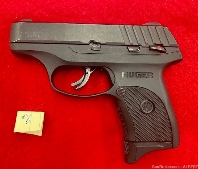 Ruger  EC9ss  used 9mm  excellent condition-img-1