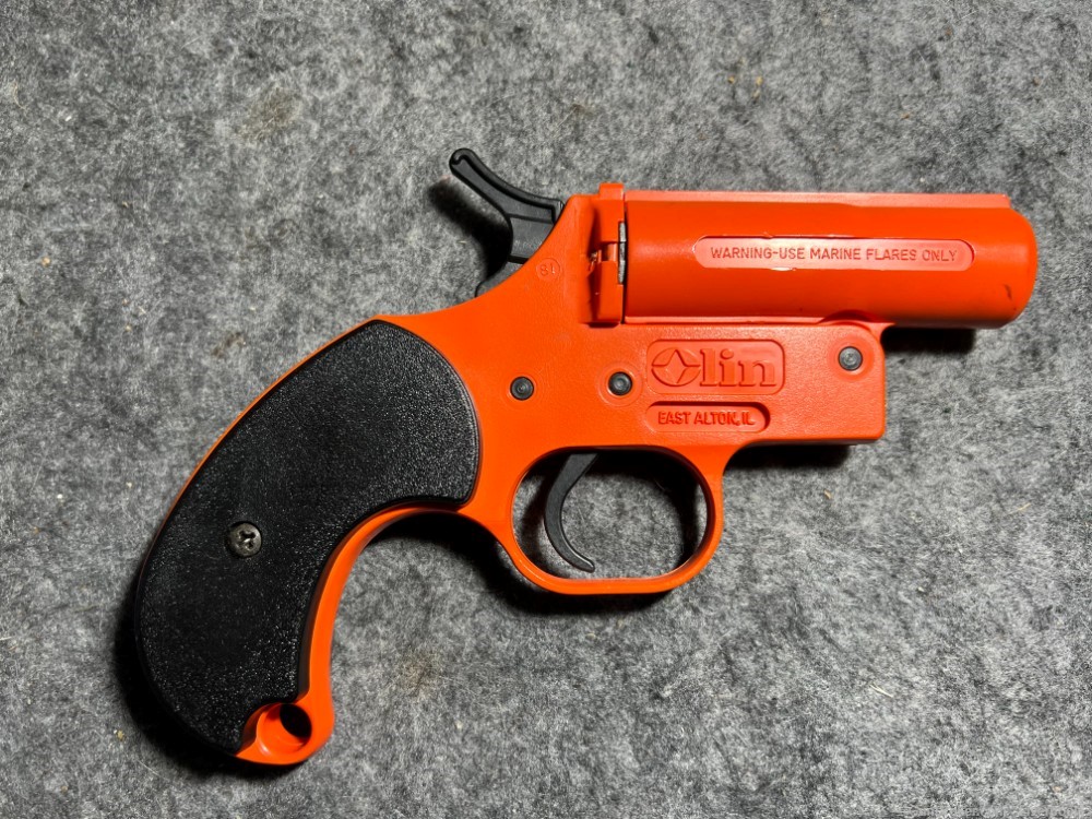 Vintage Olin 12 Gauge Signal Flare Pistol-img-1