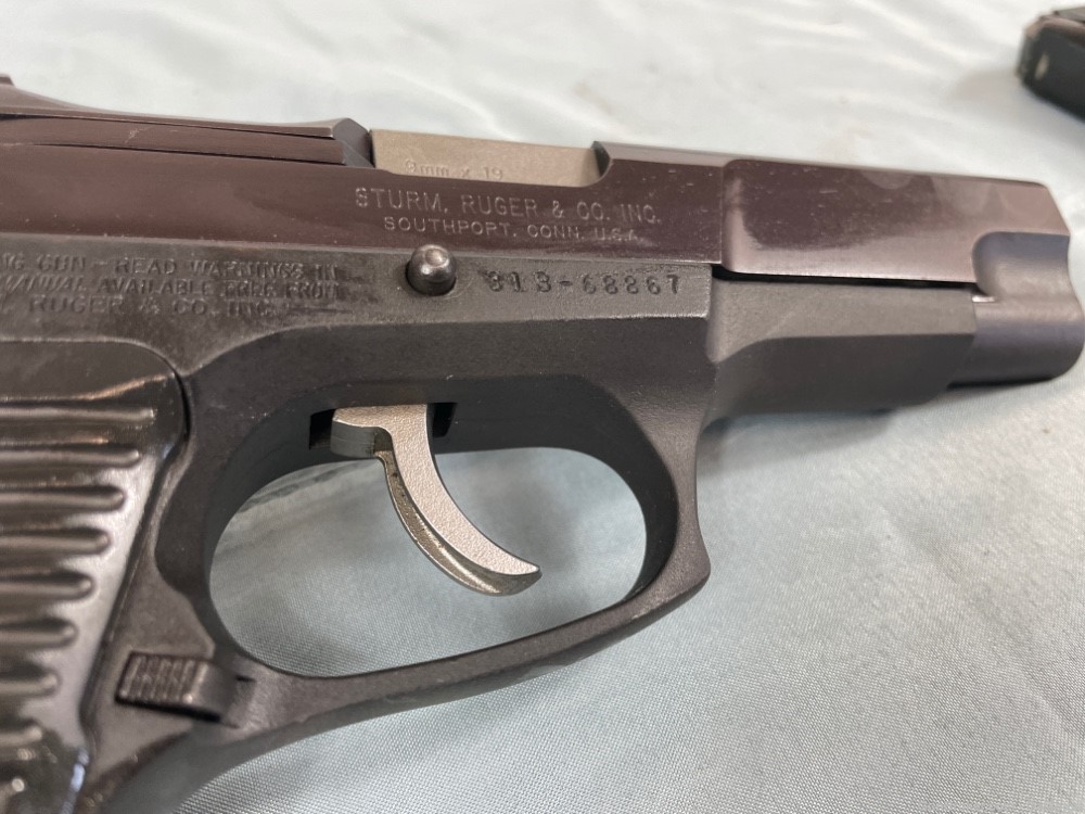 Ruger P89 pistol 9mm DA / SA + 2 Mags 1990's-img-9
