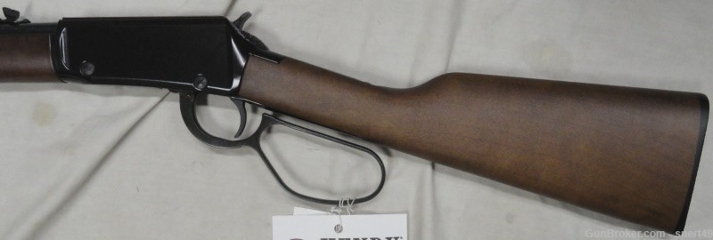Henry Classic Lever Carbine 22 S/L/LR 18.5" LgLoop Walnut 15 LR/21 S H001LL-img-4