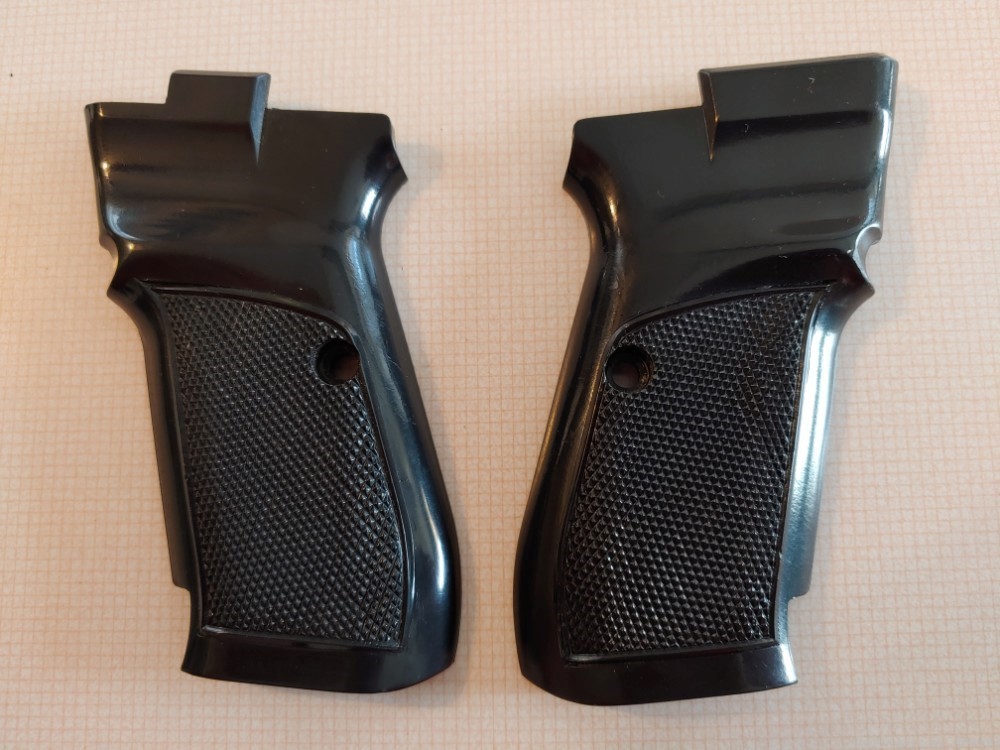 CZ 83 factory black plastic grips. Near perfect condition!-img-1
