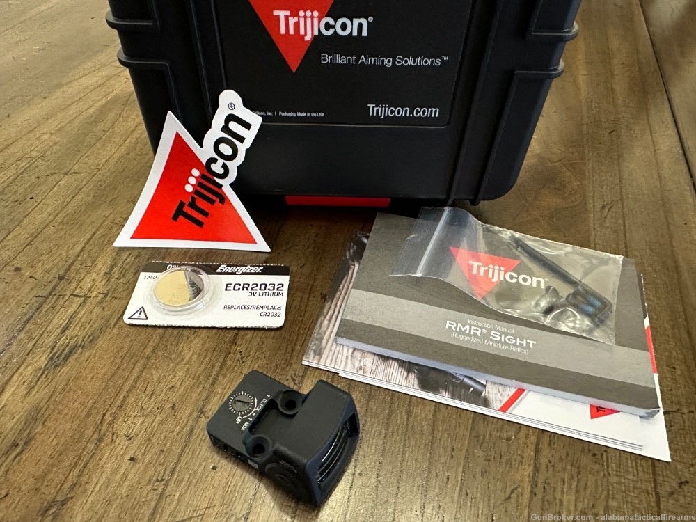 Trijicon RMR Type 2 Adjustable 3.25 MOA Red Dot Sight Black RM06-C-700672-img-0