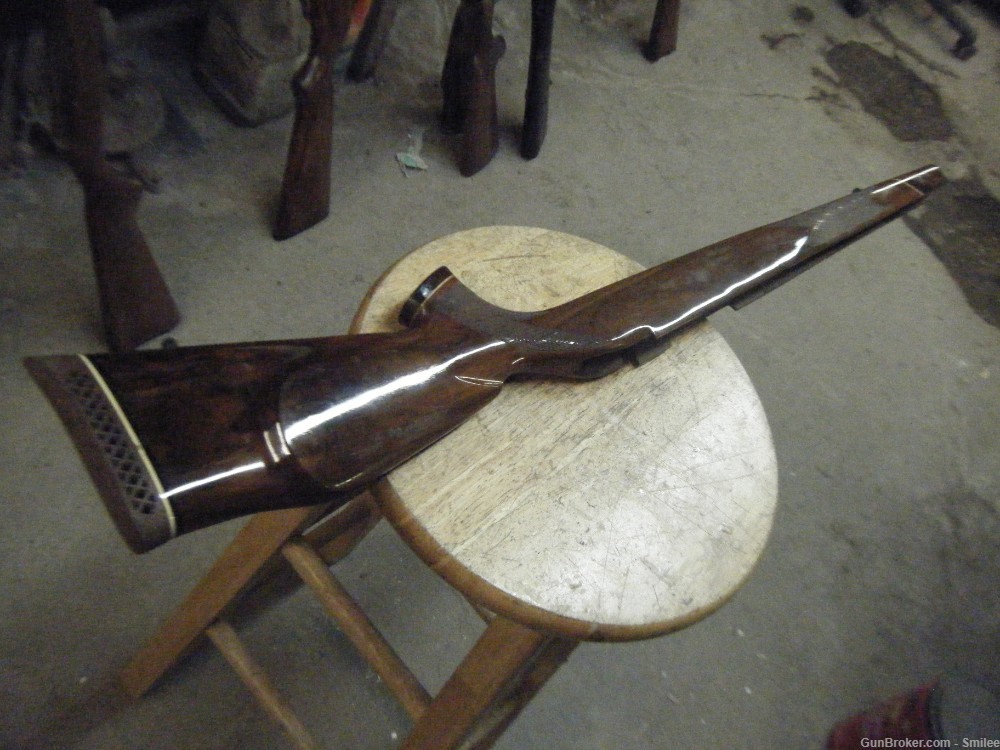 Weatherby Mk V long action rifle stock - damaged-img-1