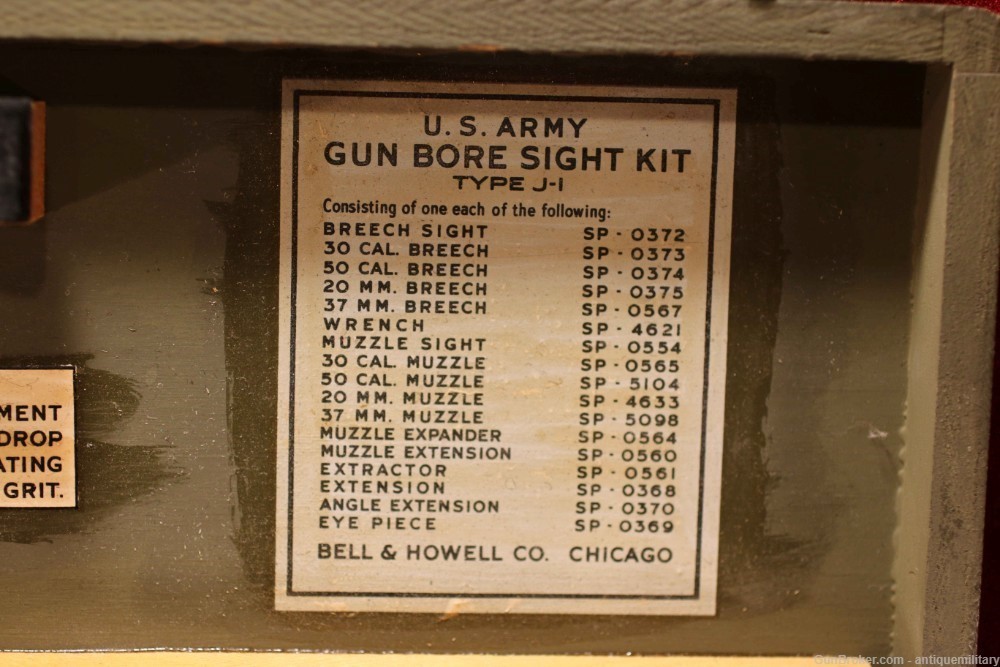 US WW2 Gun Bore Sight Kit - JI - by Bell Howell - Cased Set-img-2
