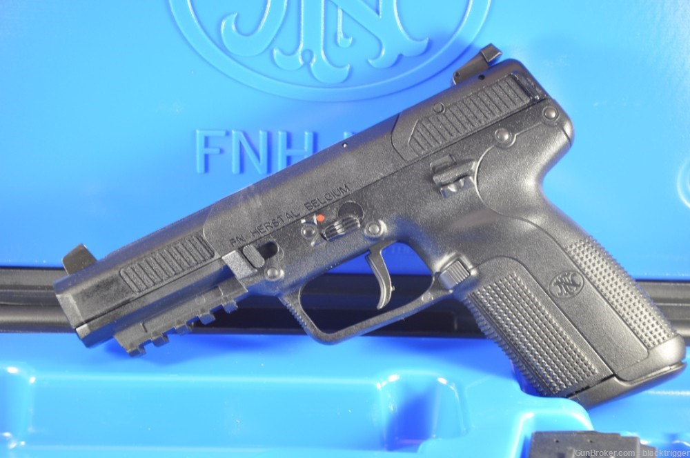 FN 3868929300 Five-seveN 5.7x28mm 4.80" Barrel 20+1, Matte Black Polymer Fr-img-8