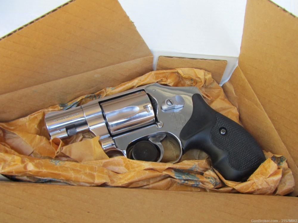 Smith & Wesson Model 940-1 9mm Centennial Stainless, 2" Barrel-img-41