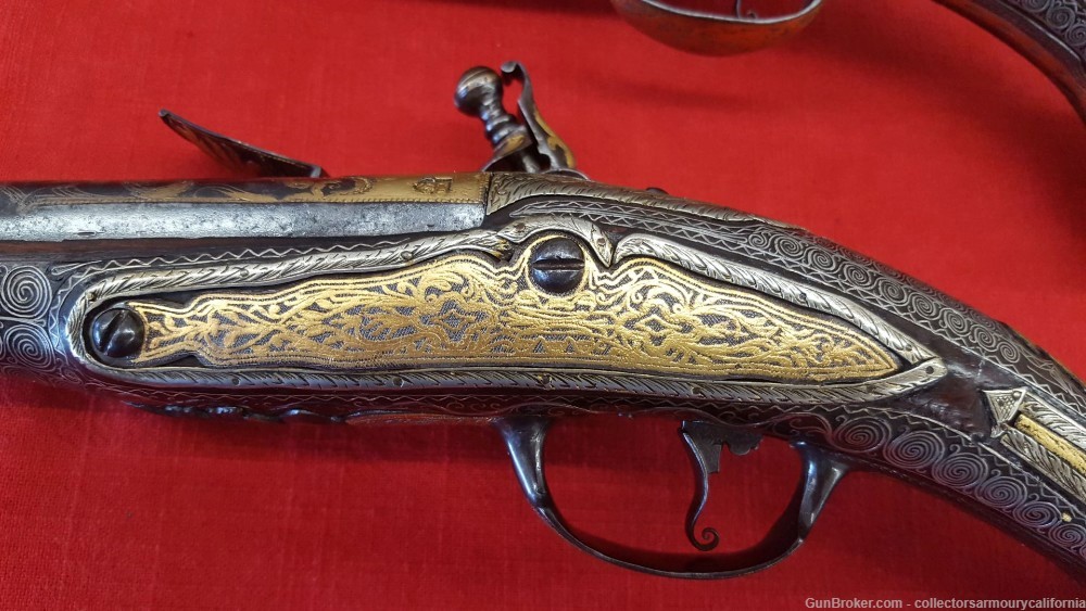 Splendid Pair Of Gold & Silver Highly Embellished Ottoman Flintlock Pistols-img-16