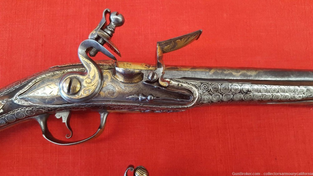 Splendid Pair Of Gold & Silver Highly Embellished Ottoman Flintlock Pistols-img-18
