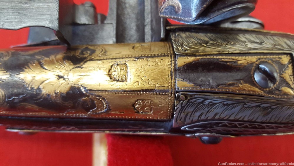 Splendid Pair Of Gold & Silver Highly Embellished Ottoman Flintlock Pistols-img-26