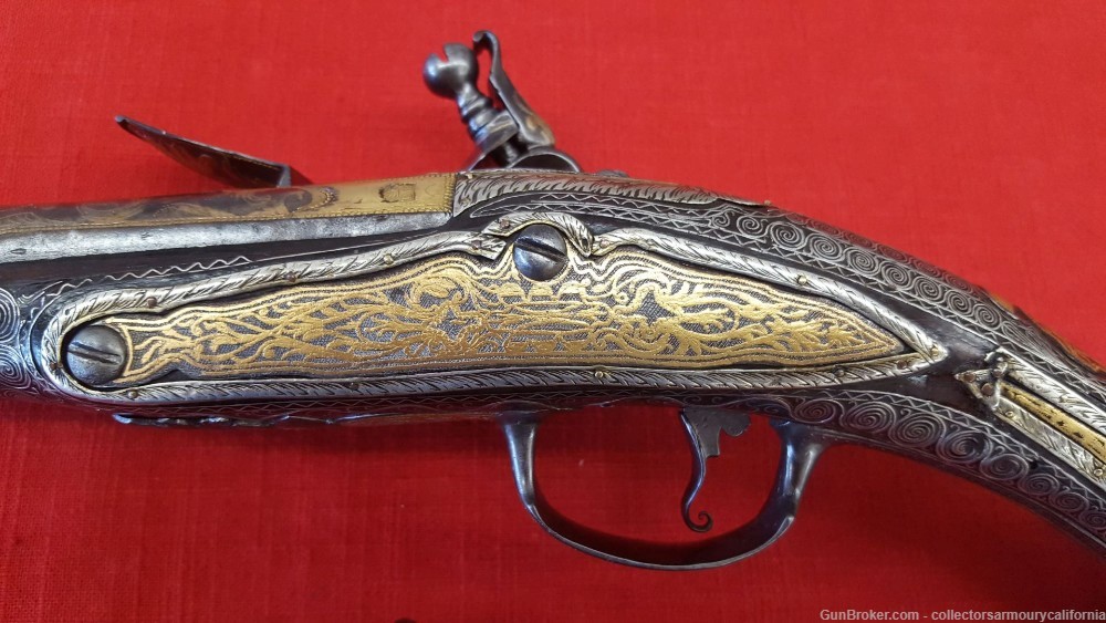 Splendid Pair Of Gold & Silver Highly Embellished Ottoman Flintlock Pistols-img-12