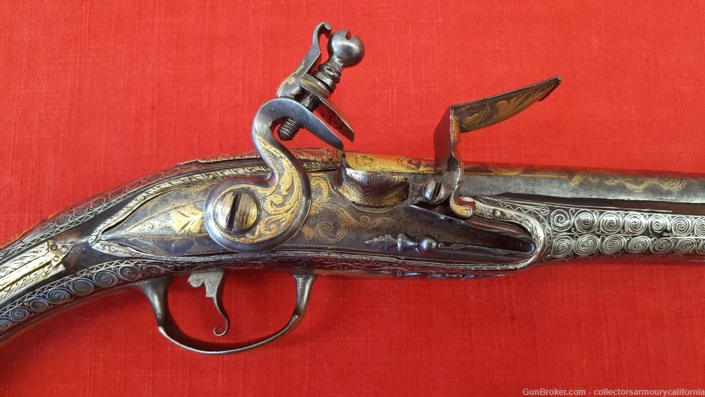 Splendid Pair Of Gold & Silver Highly Embellished Ottoman Flintlock Pistols-img-4