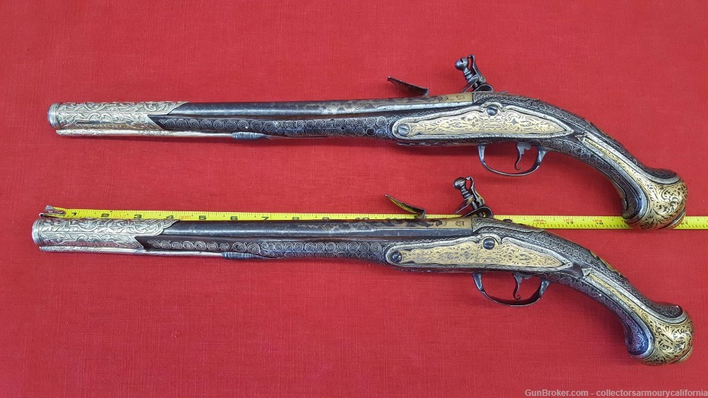 Splendid Pair Of Gold & Silver Highly Embellished Ottoman Flintlock Pistols-img-23