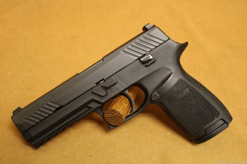 SIG Sauer P320 Full 9mm Pistol (Black Nitron) 320F-9-BSS-img-2