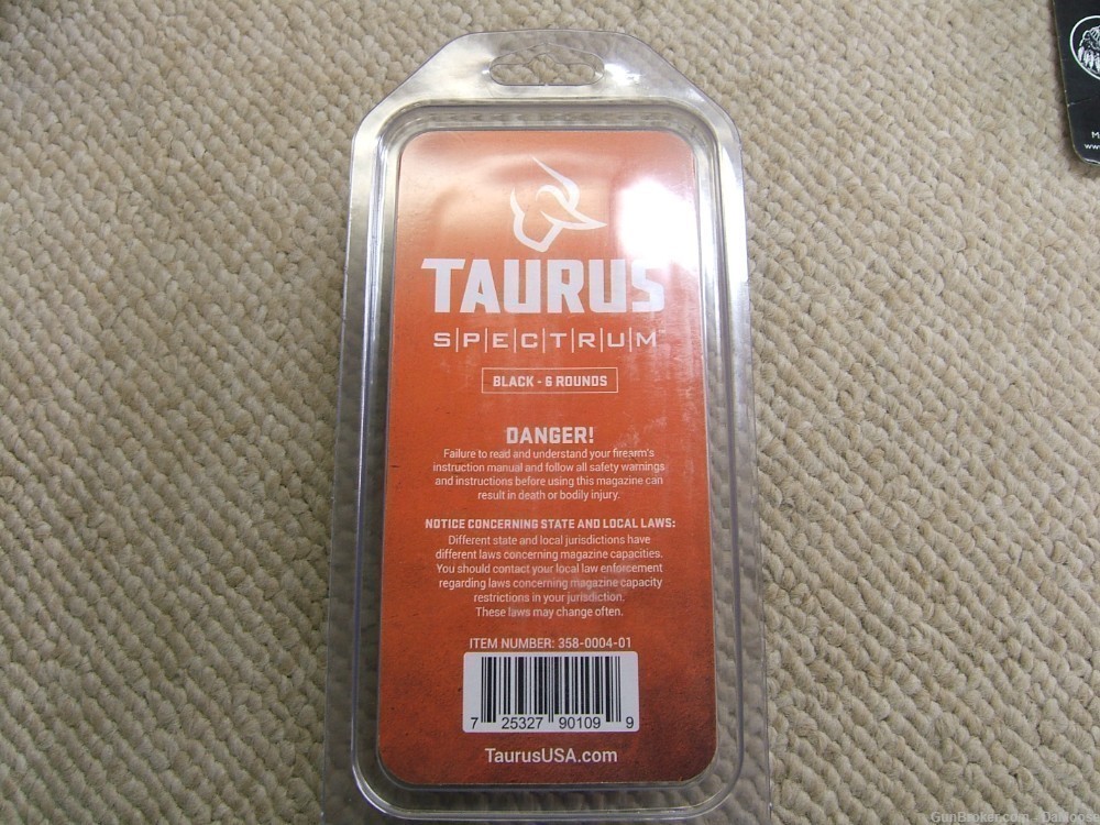 Taurus Spectrum 6-Round Magazine .380 ACP NIB-img-1