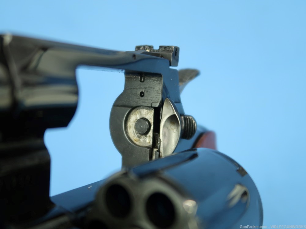 Colt Python 357 Magnum Blued 6” Double Action Boxed Custom Shop Grips 1982-img-68