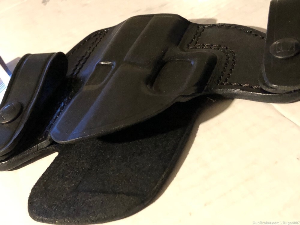 Glock 42 9mm holster- Tagua brand right hand-img-3