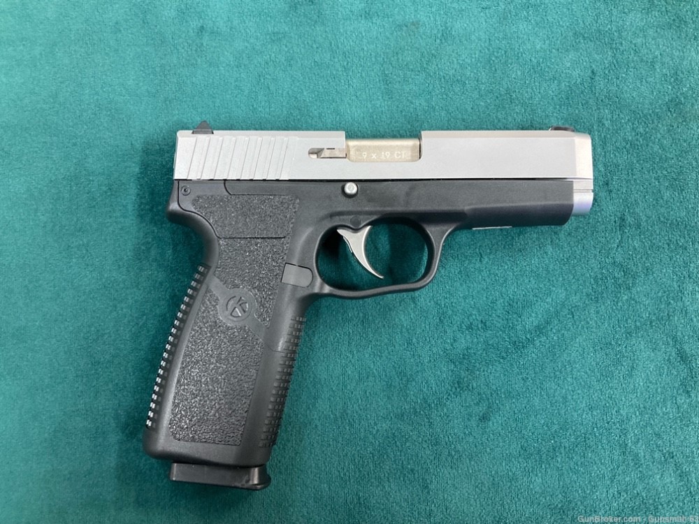 Kahr Arms CT9 9mm pistol. Like new.-img-4