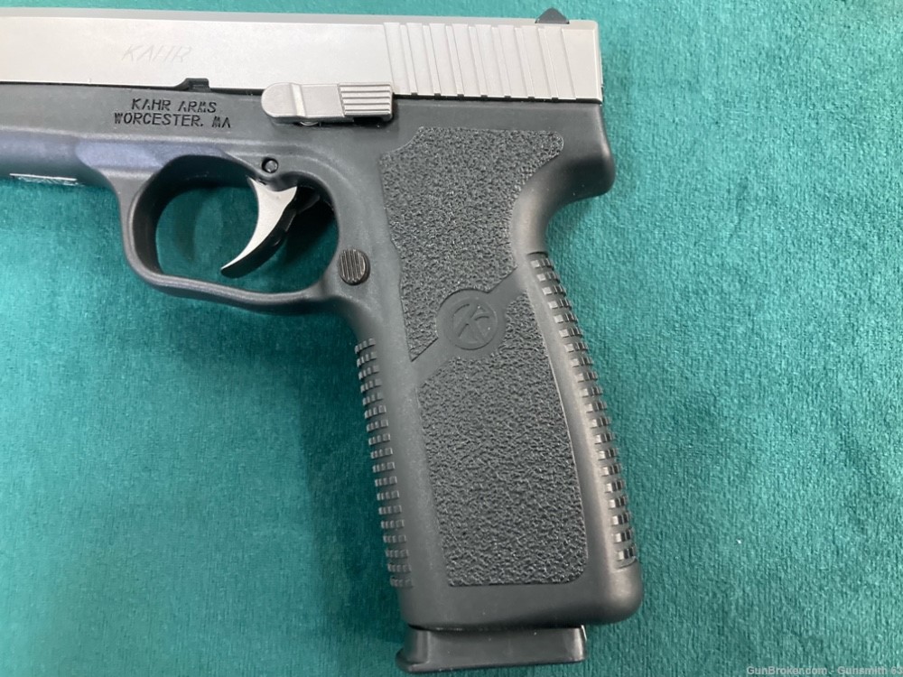 Kahr Arms CT9 9mm pistol. Like new.-img-2