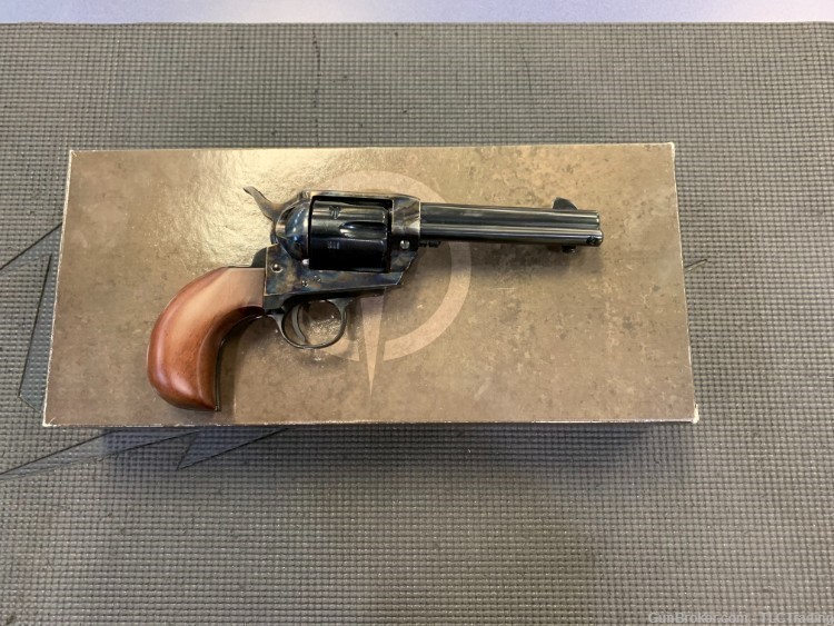 Taylor's And Co 1873 SA Birdhead 4.75 .357 Mag Revolver -img-0