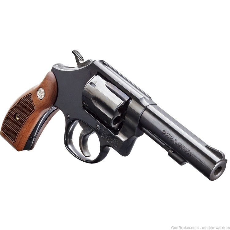 Smith & Wesson 10 Classic - 4" Barrel (.38 SPL) - 6-Shot - Black/Wood-img-2