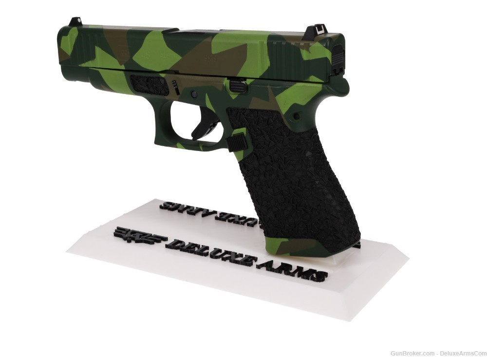 Custom CSS Glock 48 G48 Green Splinter Camo Cerakote with Grip Stipple M90-img-8