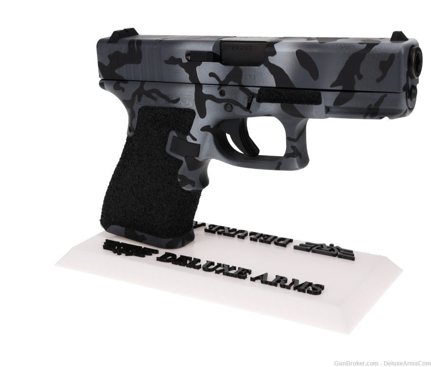 Custom CSS Glock 19 G19 Gray Black Woodlands Camo Cerakote and Grip Stipple-img-2