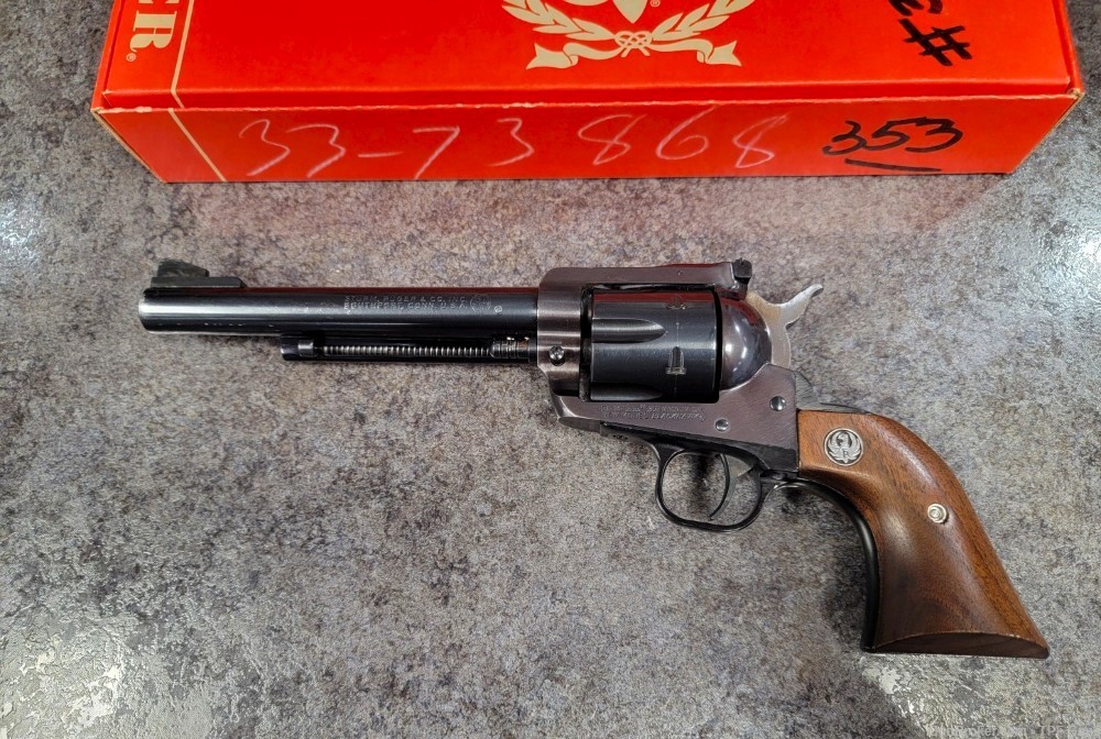 1979 RUGER NEW MODEL BLACKHAWK .357 MAG 6 1/2 INCH - IN BOX W/ PAPERWORK-img-3