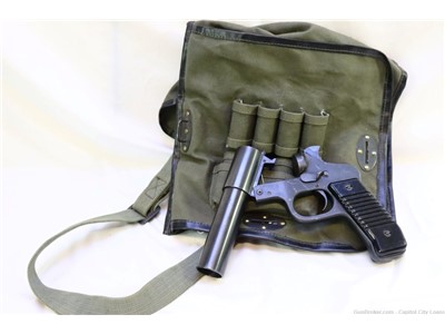 Yugoslavian M57 Flare Gun - 26.5mm, Single Shot, w/ Holster Bag