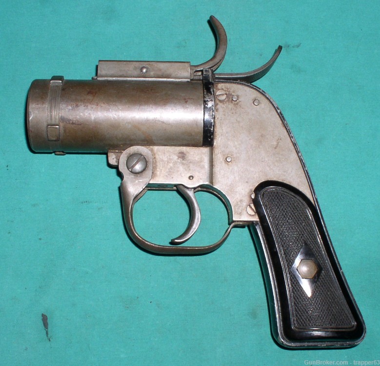 WWII M8 CEVC Pyrotechnic Pistol/Flare Gun M-8-img-1