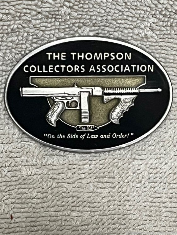 Thompson Collector's Association medallion paperweight challenge coin-img-1