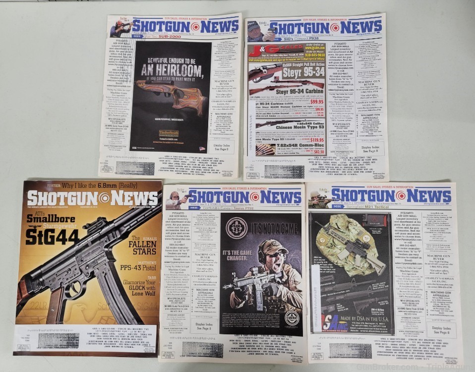 Shotgun News lot of 17 issues from July through December 2012-img-1