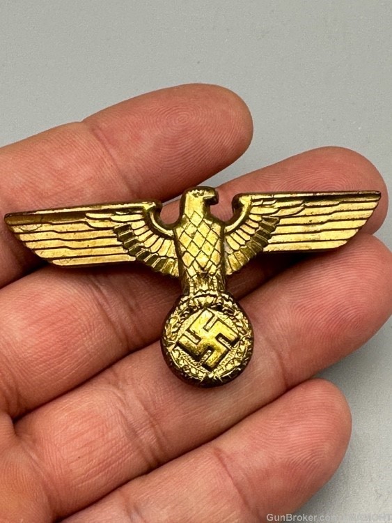 WW2 German NSDAP Political Visor Cap Eagle Insignia badge-img-2