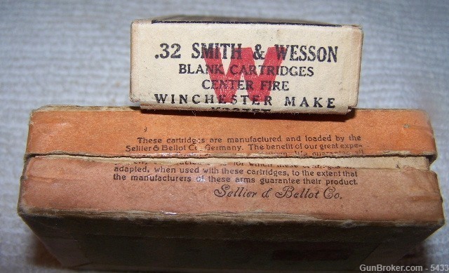 2 Diff. Boxes 32 S&W One Winchester and one Sellier &  Bellot Germany-img-2