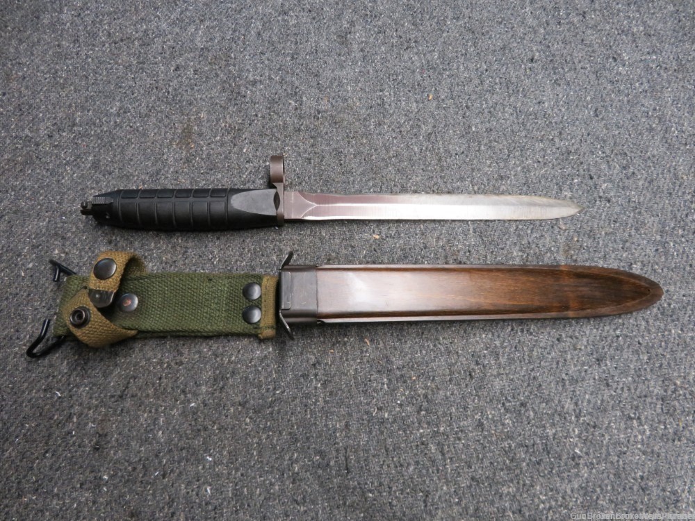 WEST GERMAN HK G3 LONG PATTERN BAYONET WITH SCABBARD (RARE)-img-0