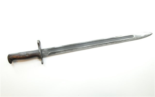 US ROCK ISLAND ARMORY MODEL 1905 BAYONET w/ LEATHER COVERED SCABBARD (1919)-img-2