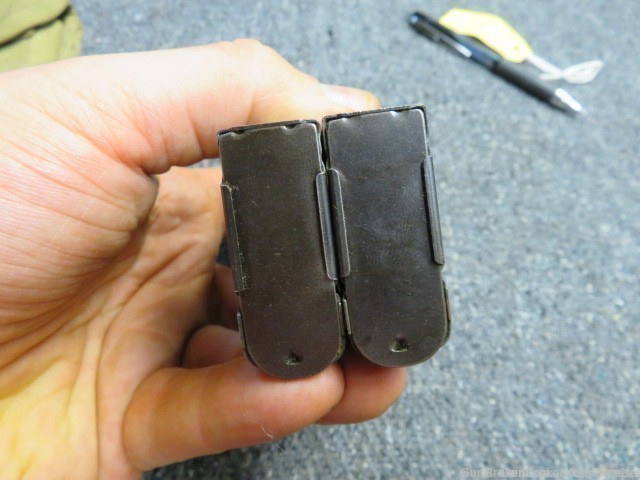 US WWII M1 CARBINE “STOCK TYPE” AMMO POUCH WITH (2) 15-ROUND MAGAZINES-img-7