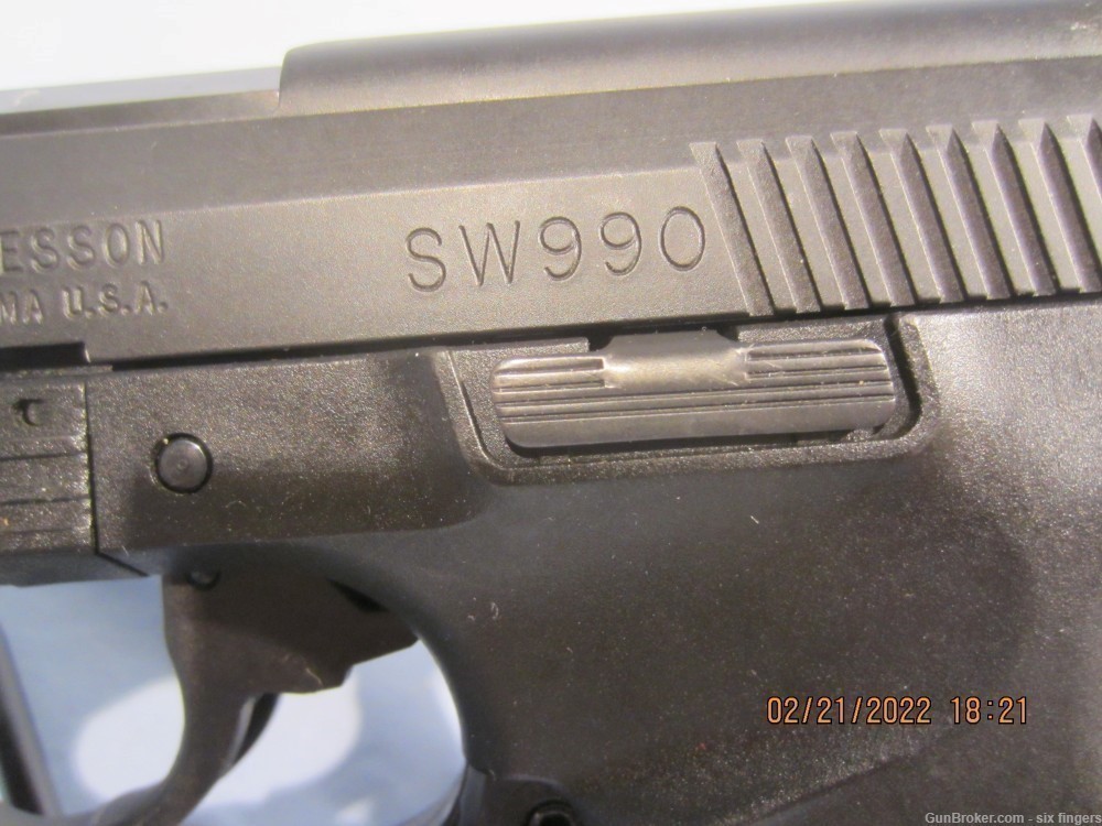 Smith & Wesson Model SW990, 40SW, 4 1/8" bl.-img-2
