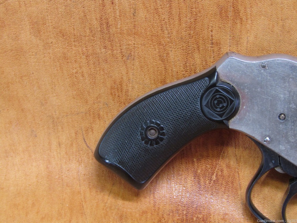 Harrington & Richardson H&R 38 S&W 5 Shot Top Break Revolver-img-1