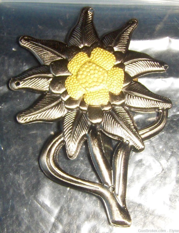 Germany WWII Pin Edelweiss REPRODUCTION German-img-0