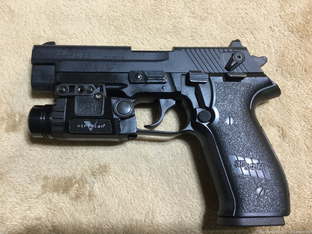SIG SAUER MOSQUITO PISTOL in .22 LR Cal. W/VERIDIAN X5L GRN LASER/LIGHT-img-2