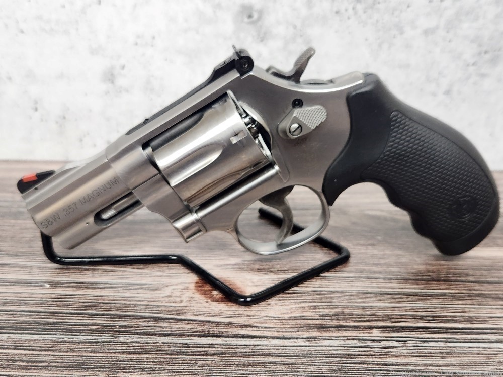 S&W Smith & Wesson 686 Plus .357mag 7 shot 2.5"-img-1