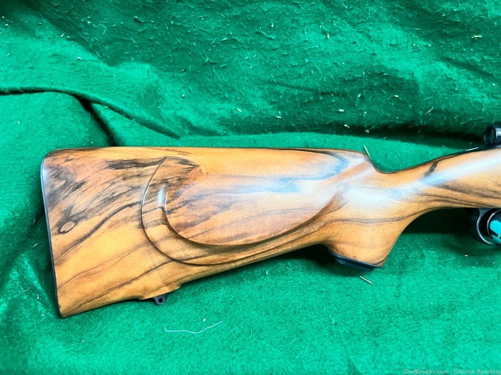 Custom Left Hand Winchester model 70 30/06 French Walnut-img-1