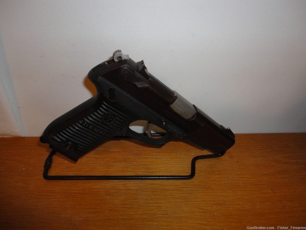 Ruger P89  Used in Good Condition with one magazine-img-1