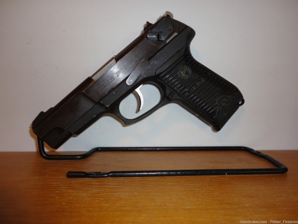 Ruger P89  Used in Good Condition with one magazine-img-3