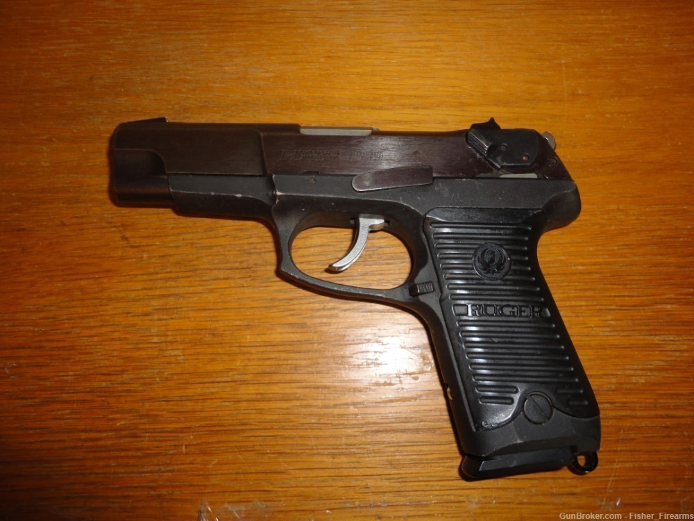 Ruger P89  Used in Good Condition with one magazine-img-7