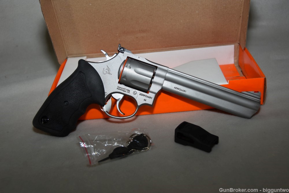 Taurus Model 66 - .357 Mag Revolver Brand New in Box with paper, etc.      -img-3