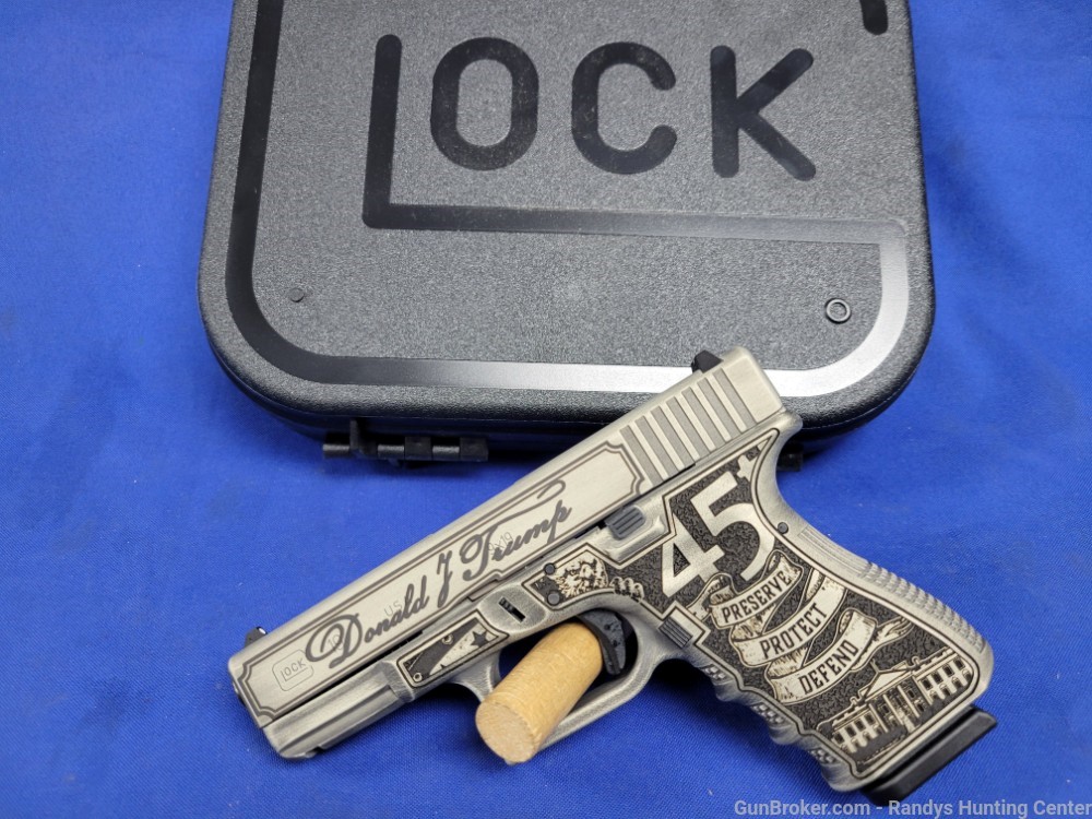 Glock 19 Donald Trump 2024 Distressed Gray 9mm Semi-Auto Pistol NEW-img-2